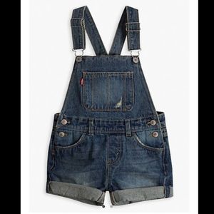 Levi’s little girls short overalls